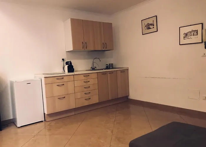 43 Appartamento Ampio E Comodo Nel Centro Di Roma